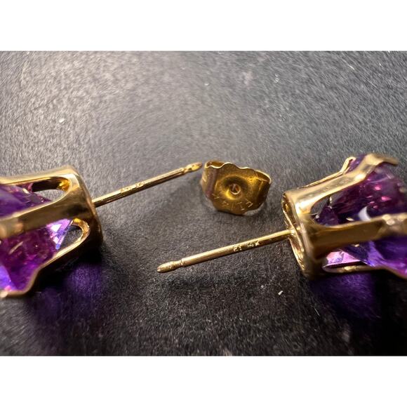 14K Yellow Gold Color Shift CZ Stud Earrings 8.2mm - Picture 4 of 16